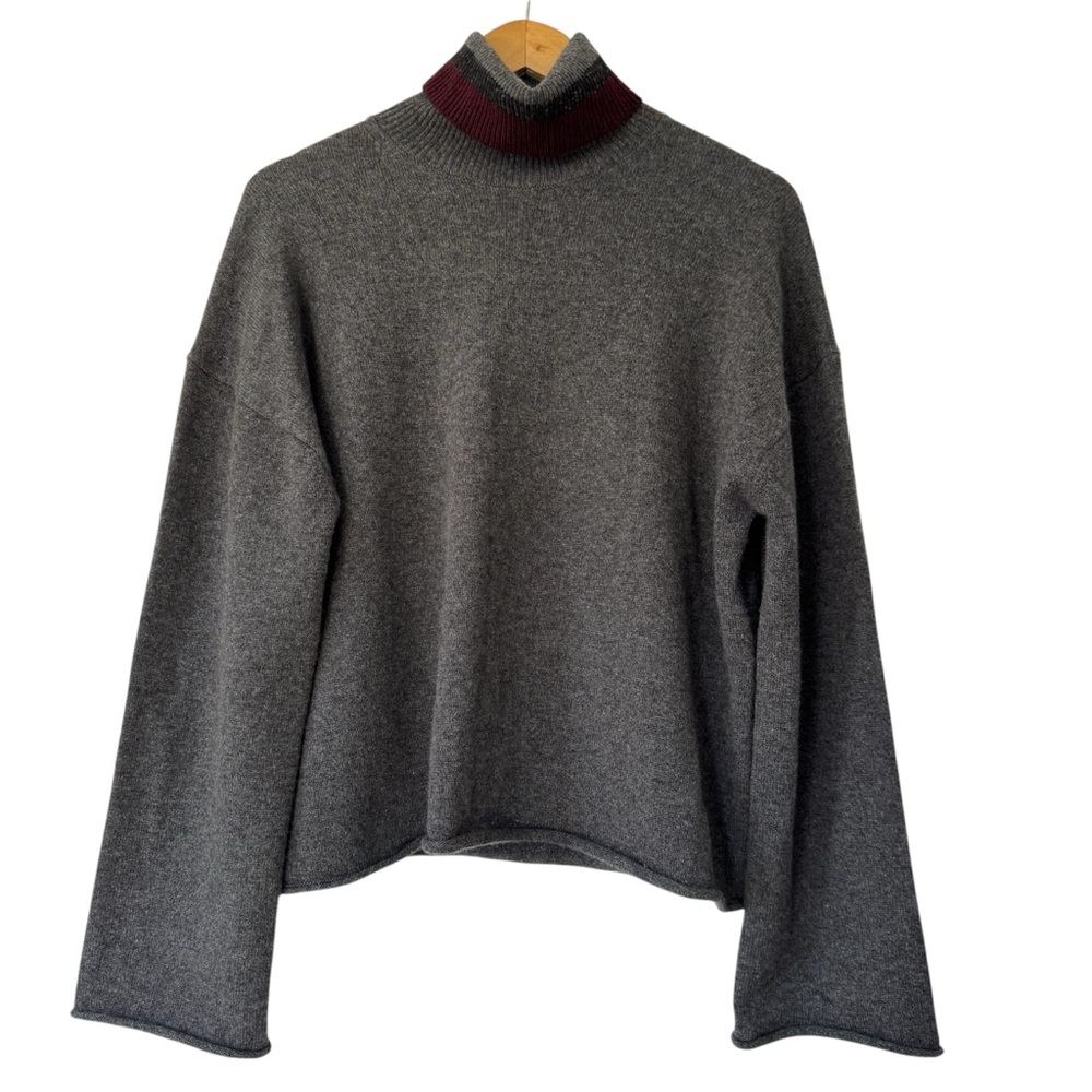 Theory Plaited Neck Stripe Cashmere Turtleneck in dark grey